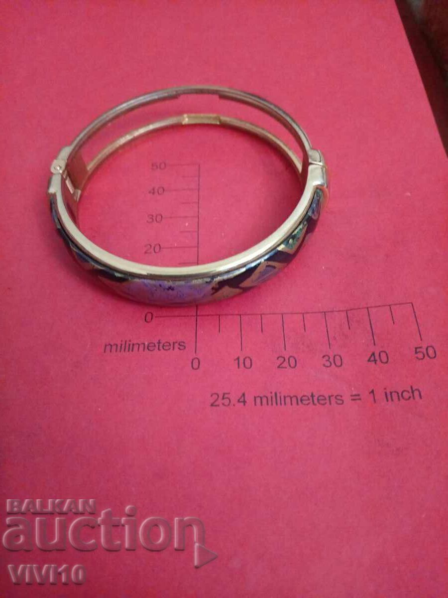 Старинна гривна емаил