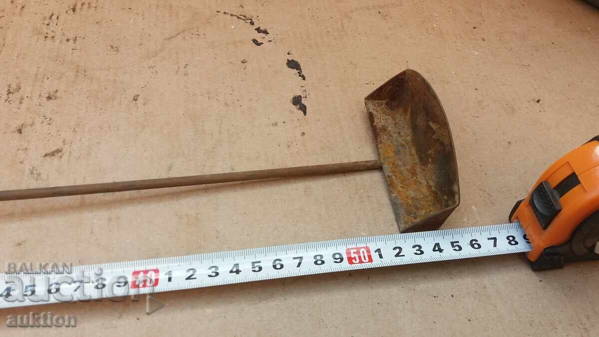 Licitație LOPATĂ VECHE DE SEMINEU Licitație LOPATĂ VECHE DE SEMINEU