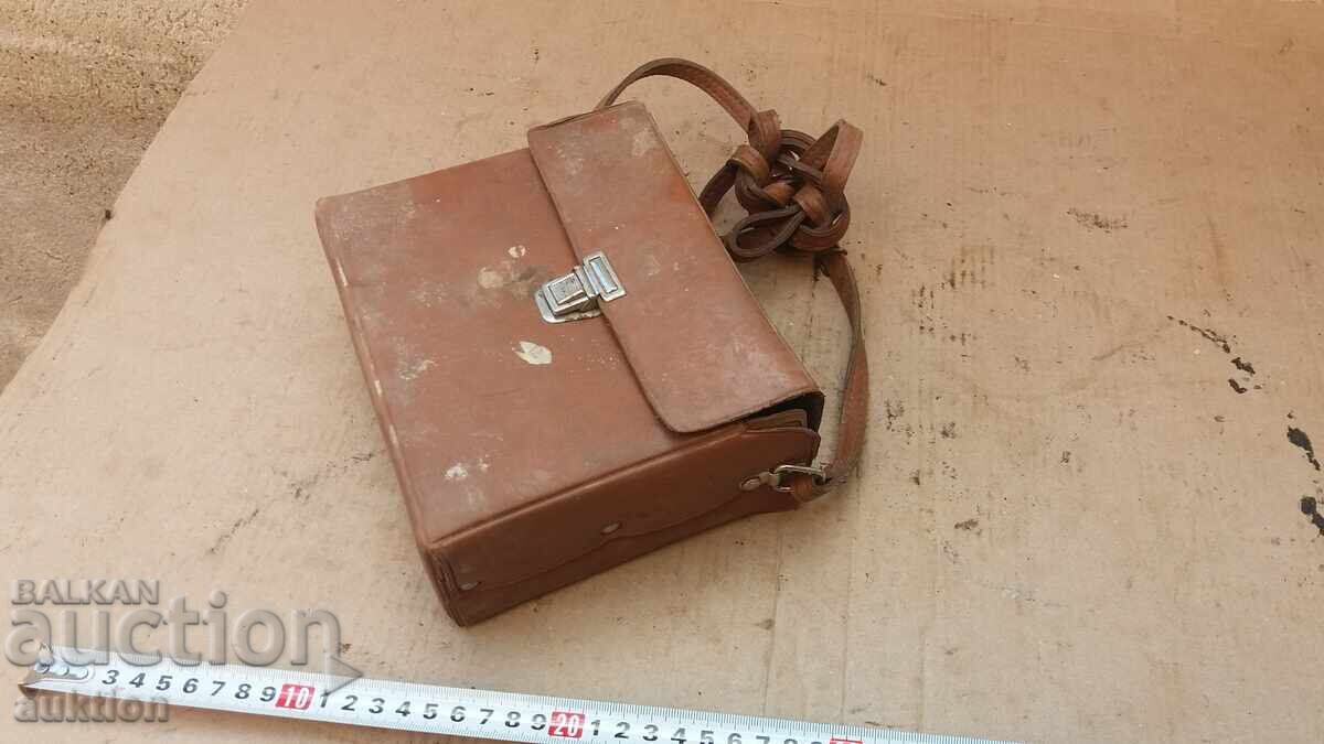 Παράδοση ΣΟΤΣ. ΔΕΡΜΑΤΙΝΗ ΤΣΑΝΤΑ