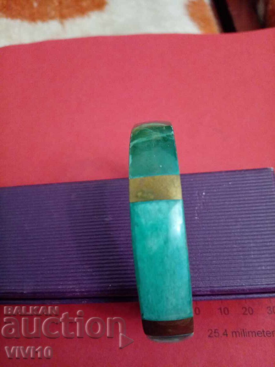 Antique jade bracelet with price € 25.56 | 49.99 BGN Antique jade bracelet with price € 25.56 | 49.99 BGN