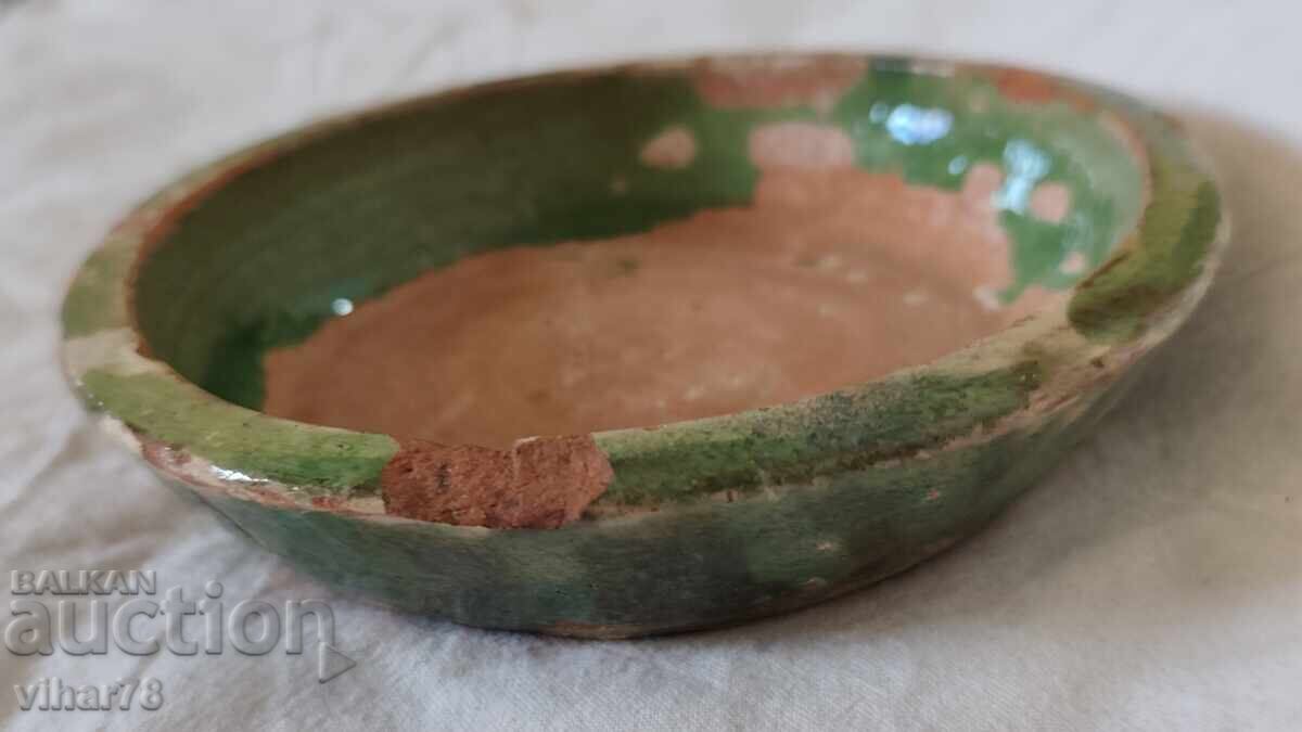 Delivery of Old ceramic pot Delivery of Old ceramic pot