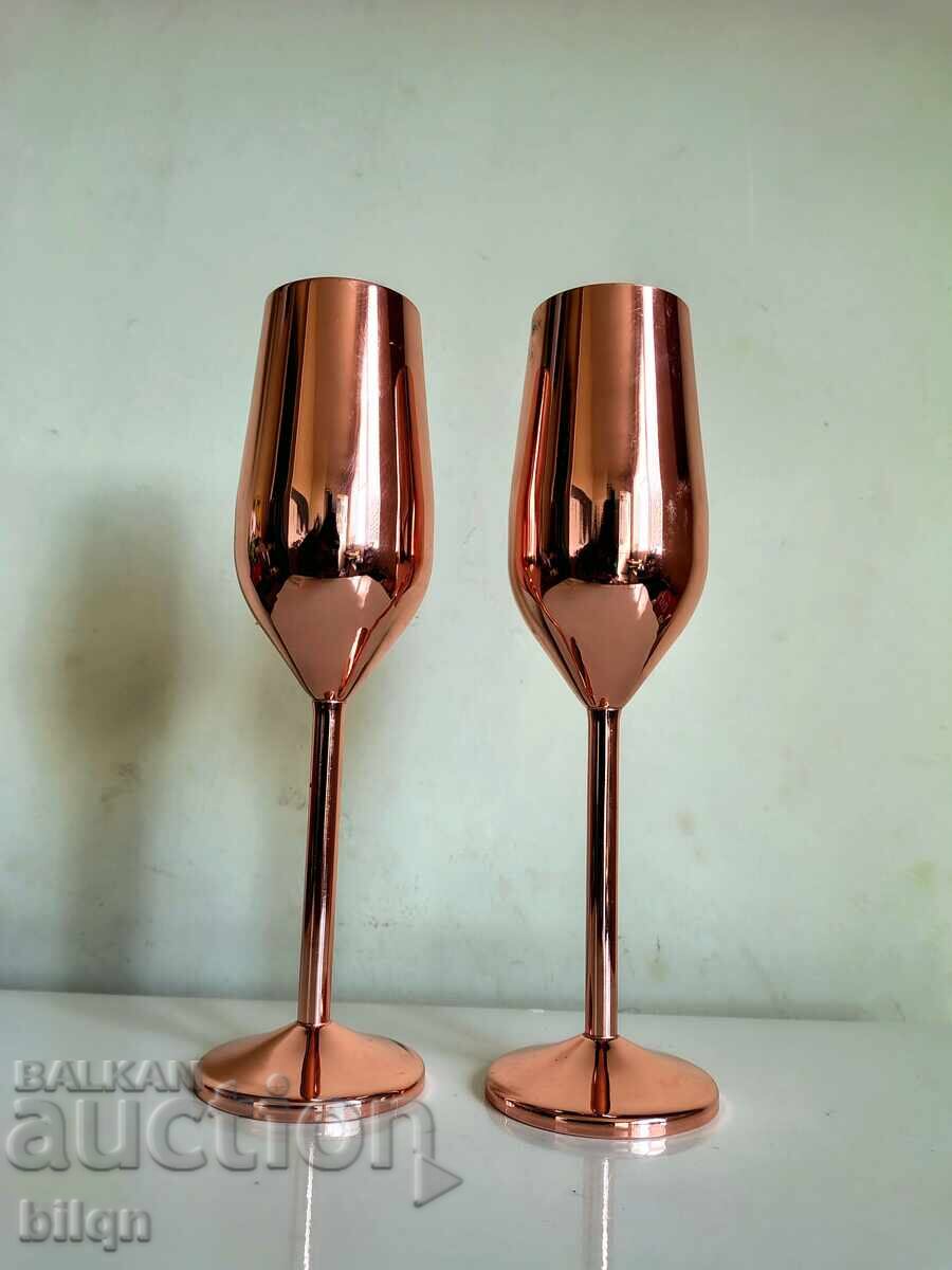 Δημοπρασία Σετ Υπέροχα Επιχρυσωμένα Ποτήρια για Σαμπάνια Δημοπρασία Σετ Υπέροχα Επιχρυσωμένα Ποτήρια για Σαμπάνια