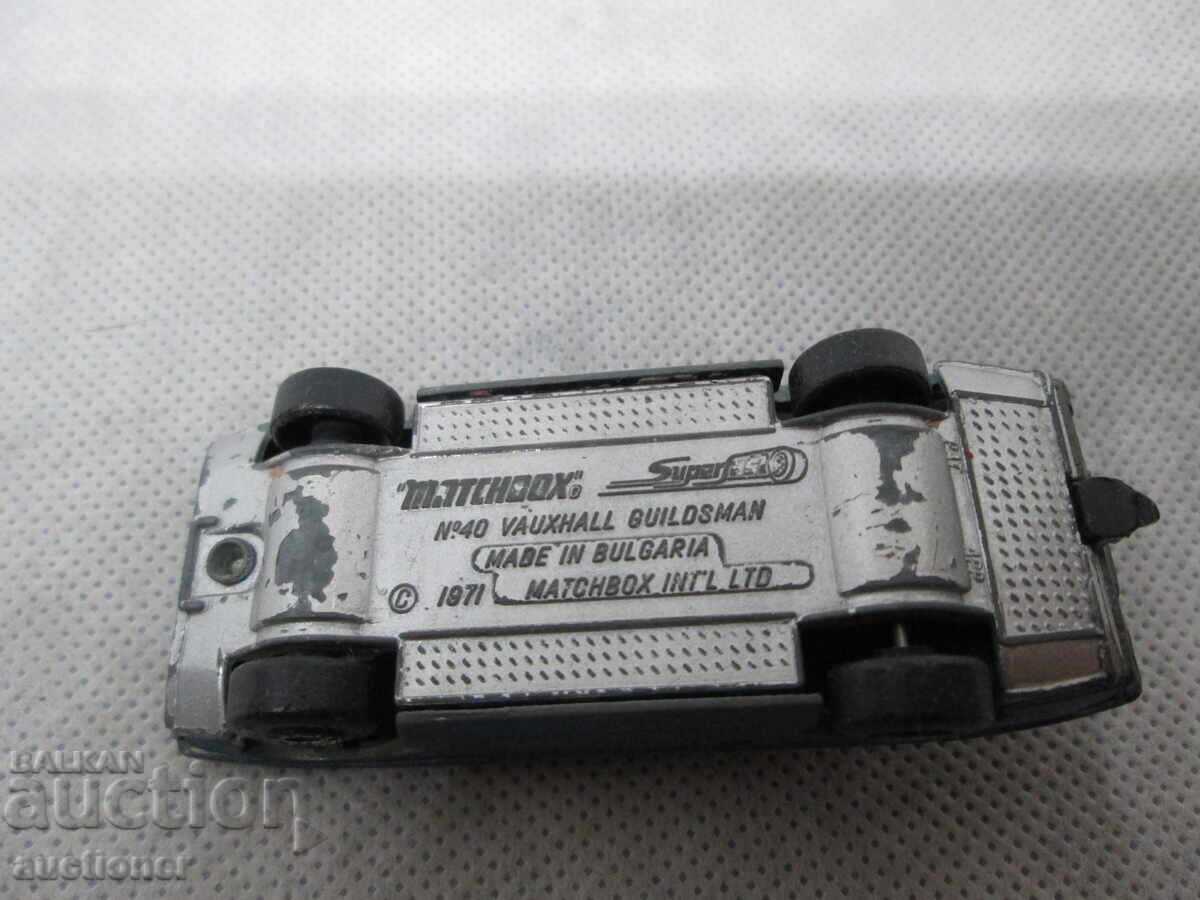 MATCHBOX BULGARIA - VAUXHALL GUILDSMAN - 7