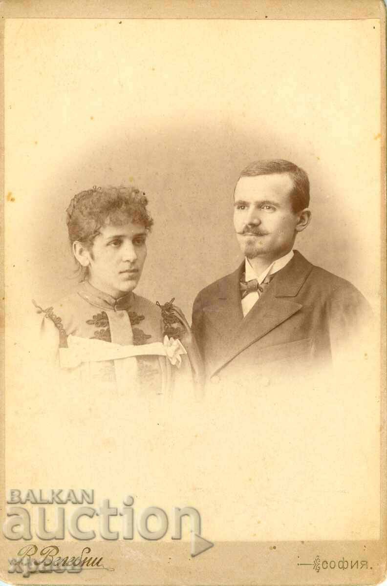 OLD PHOTOGRAPH - CARDBOARD - 01236 - V.VALEBNI - SOFIA - 1236 OLD PHOTOGRAPH - CARDBOARD - 01236 - V.VALEBNI - SOFIA - 1236