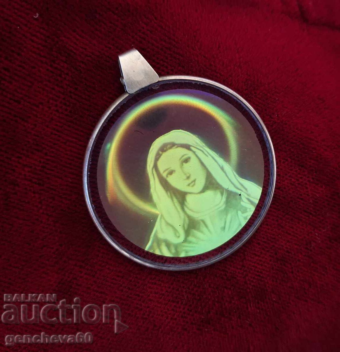 Licitație Pandantiv vintage holografic rar Licitație Pandantiv vintage holografic rar