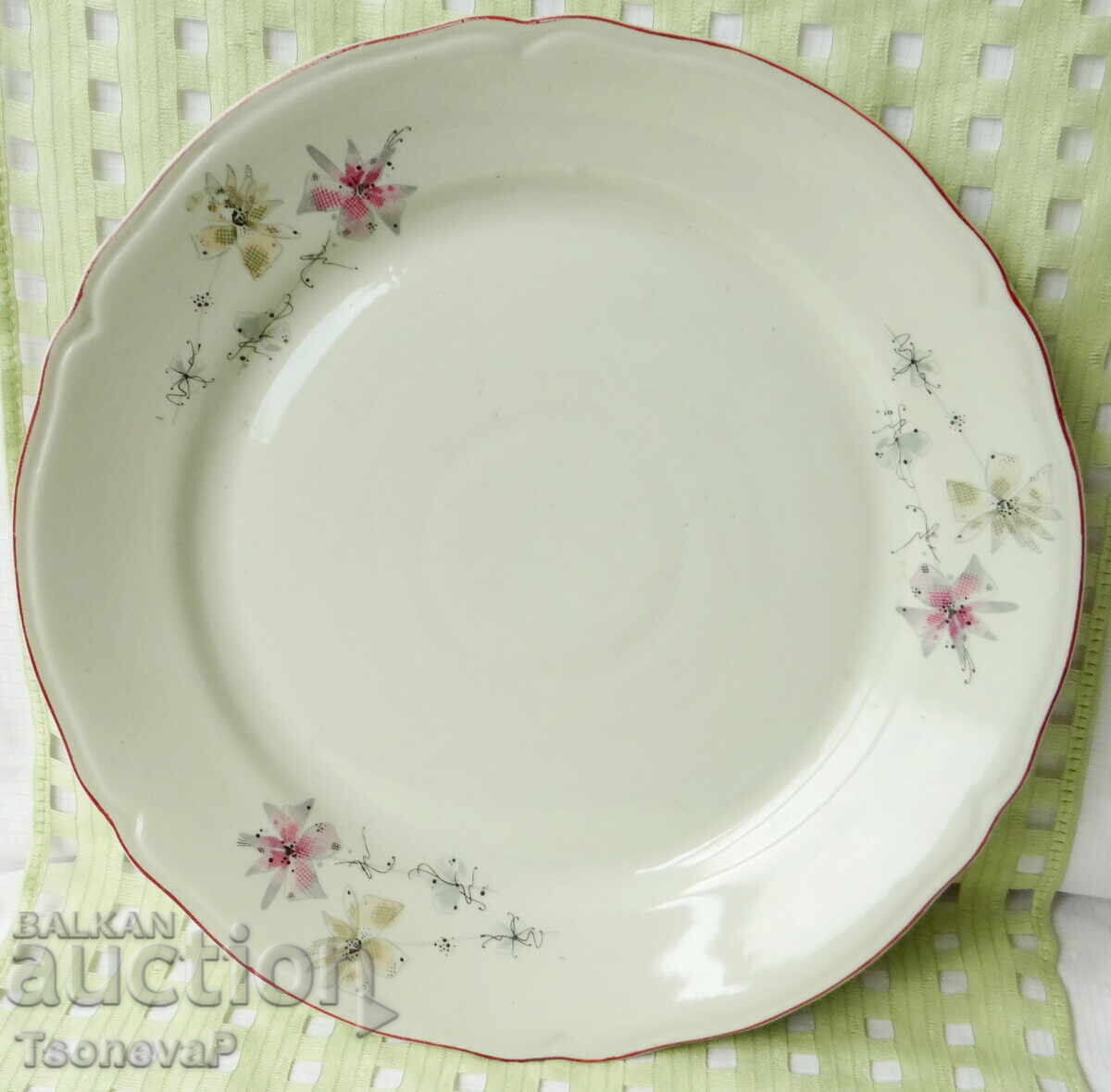 Platou din porțelan, farfurie mare "Kitka"