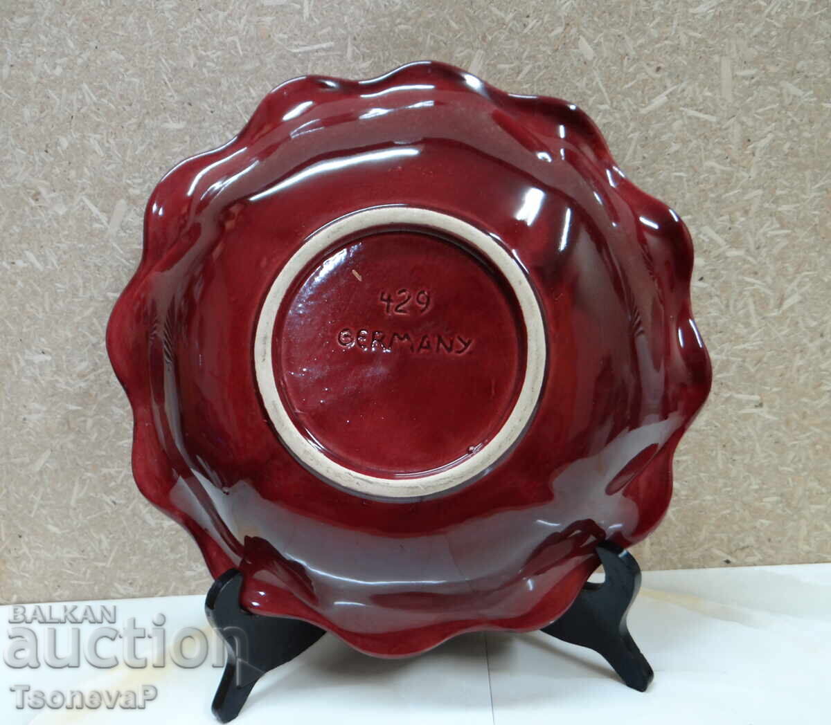 Livrarea Platou, farfurie, fructieră din porțelan german, din anii '50 Livrarea Platou, farfurie, fructieră din porțelan german, din anii '50