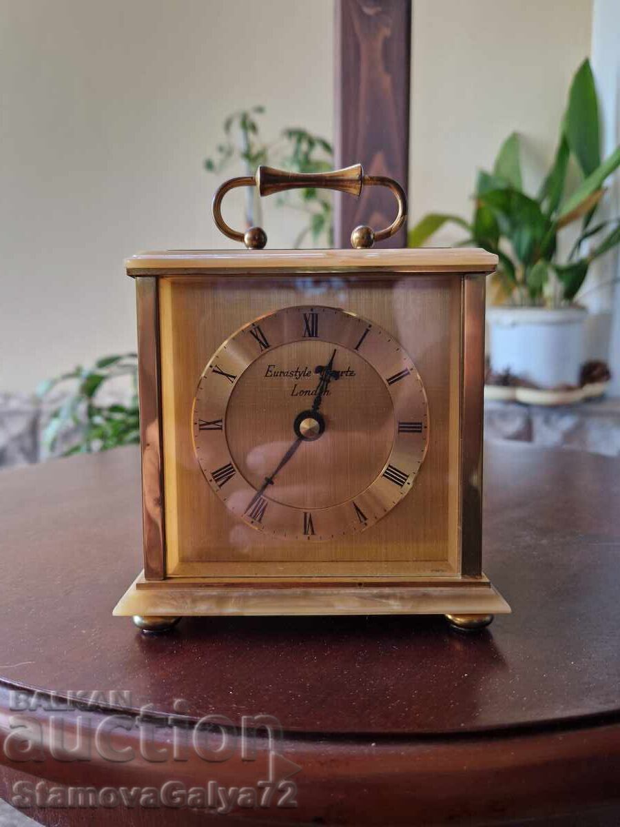 Beautiful antique English brass and onyx desk clock with price € 39.37 | 77.00 BGN Beautiful antique English brass and onyx desk clock with price € 39.37 | 77.00 BGN