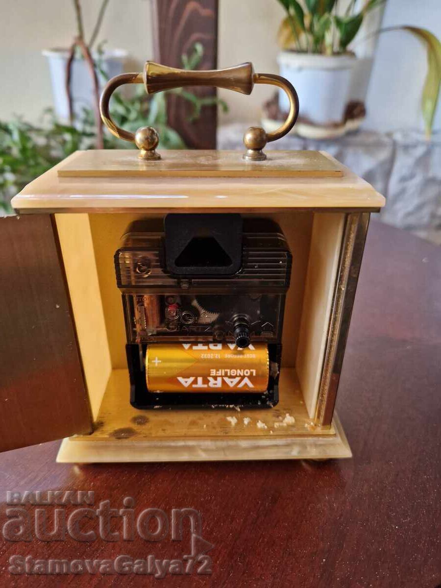 Beautiful antique English brass and onyx desk clock - 7 Beautiful antique English brass and onyx desk clock - 7