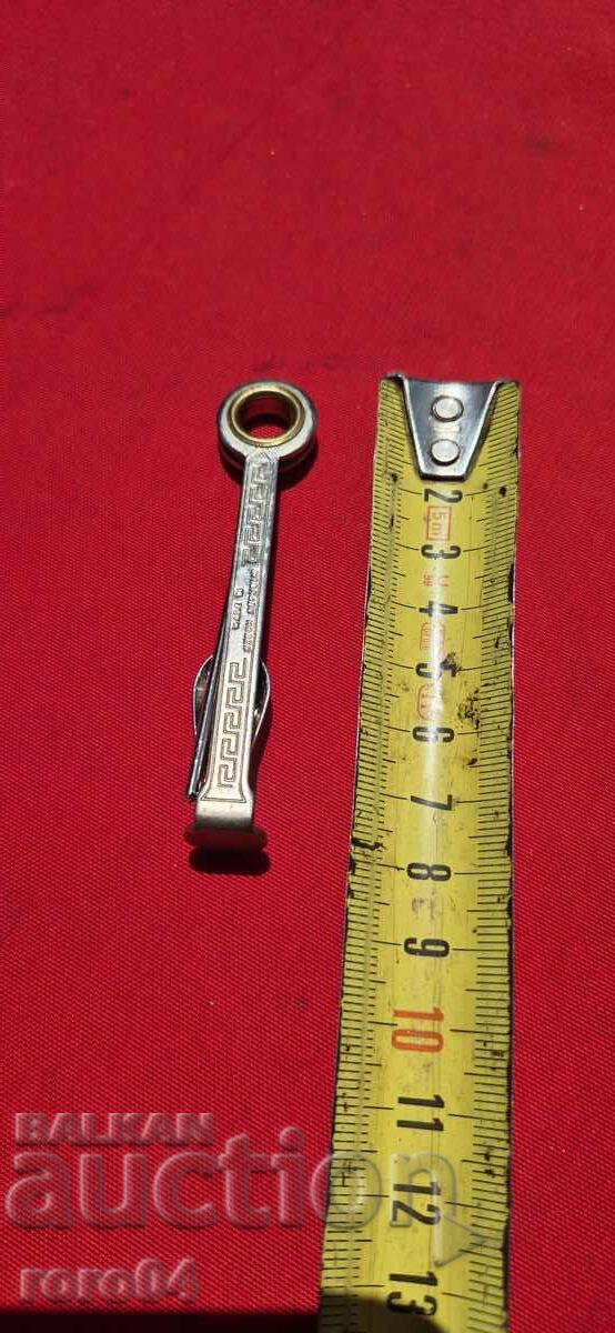 Licitație SET DE CURĂȚARE PENTRU PIPĂ