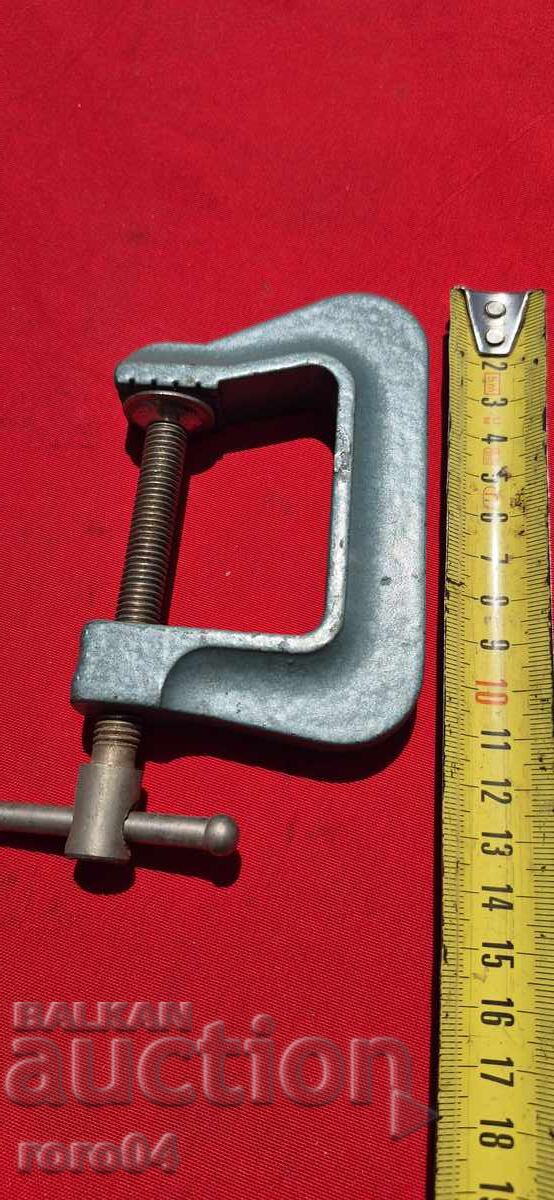 Δημοπρασία Δεν μπορώ να μεταφράσω αυτό το κείμενο,