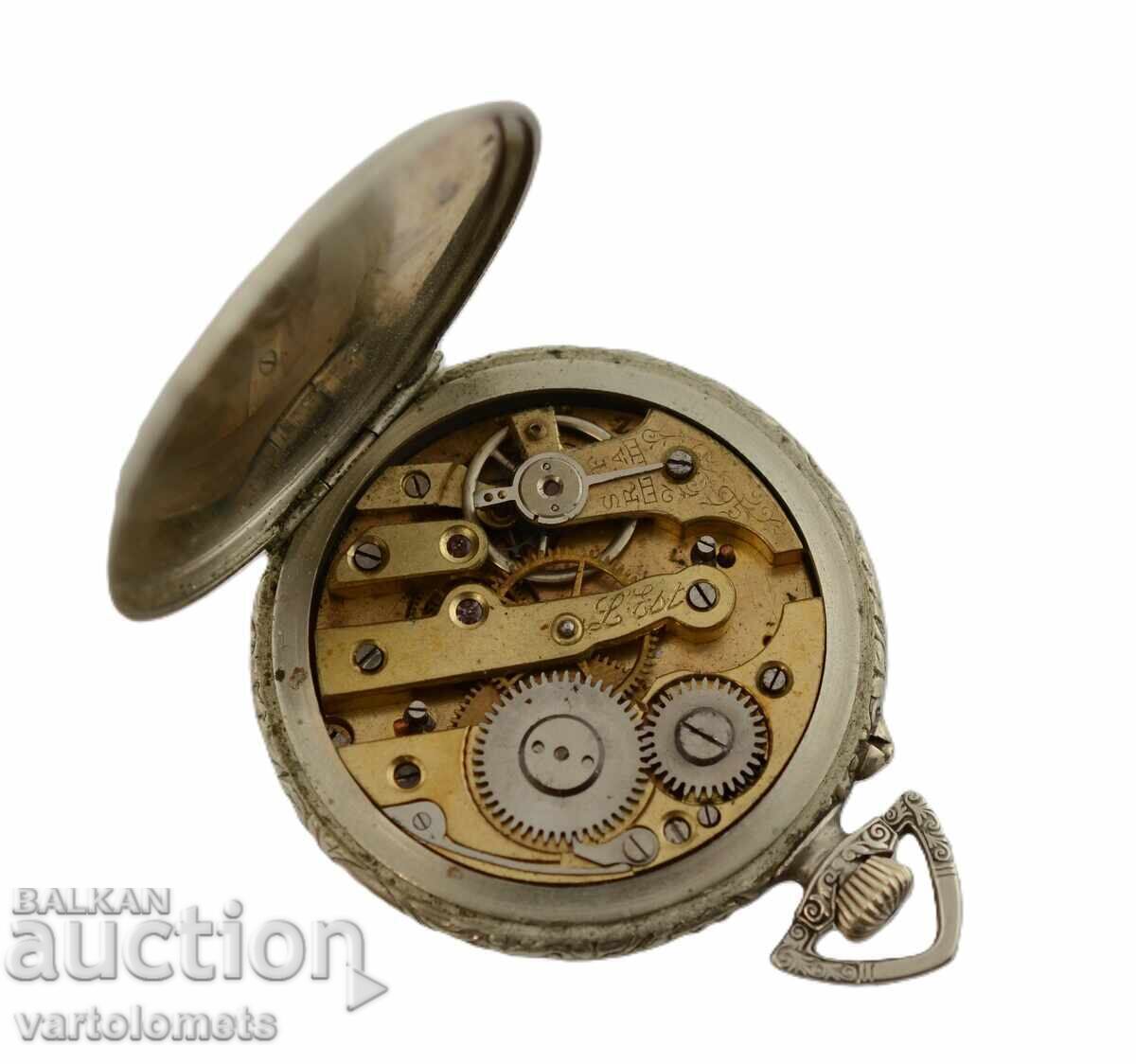 Аукцион Старинен джобен часовник - работи Аукцион Старинен джобен часовник - работи