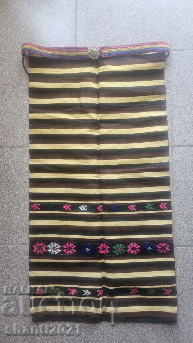 Δημοπρασία Ποδιά για φορεσιά με ζώνη Δημοπρασία Ποδιά για φορεσιά με ζώνη