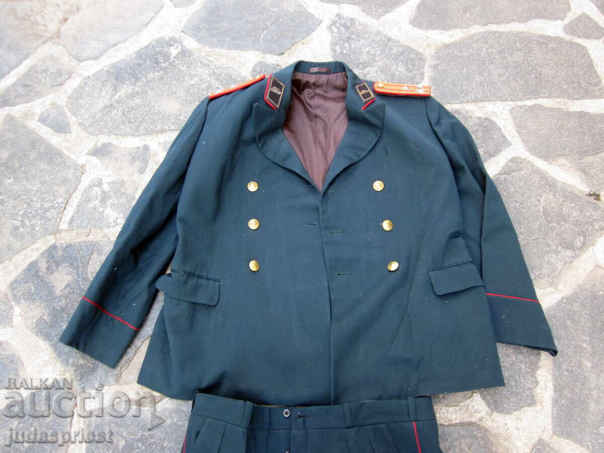 Βουλγαρική στολή από τον σοσιαλισμό, ταγματάρχη τανκίστα με τιμή 60.00 BGN | € 30.68 Βουλγαρική στολή από τον σοσιαλισμό, ταγματάρχη τανκίστα με τιμή 60.00 BGN | € 30.68