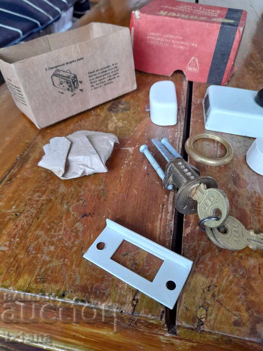 Παλιά πρόσθετη κλειδαριά, μάνταλο Yeti, Zamek - 5
