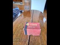 Încuietoare suplimentară veche, zăvor Yeti, Zamek