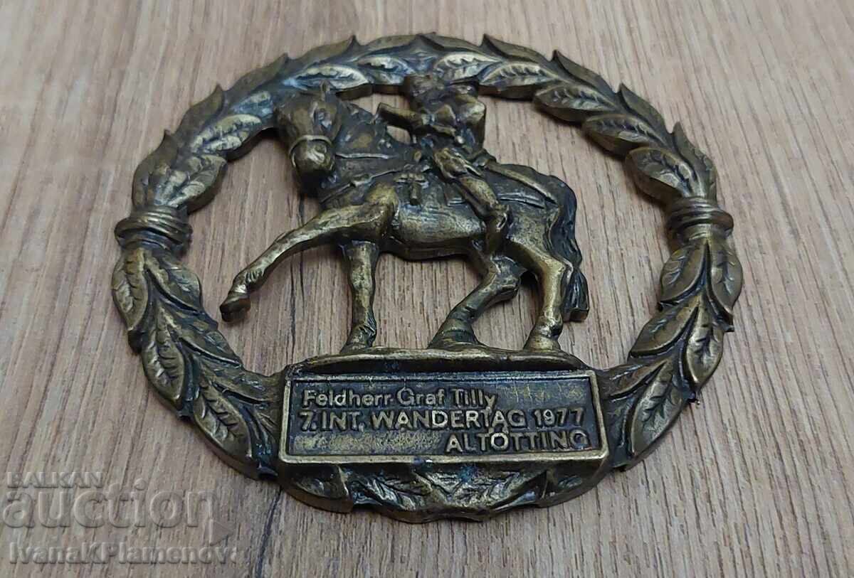 Aplicație metalică pentru cunoscători cu preț € 8.00 | 15.65 BGN Aplicație metalică pentru cunoscători cu preț € 8.00 | 15.65 BGN