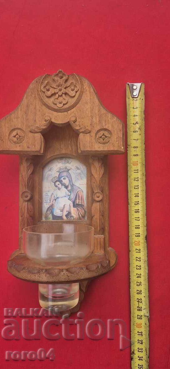 ICONOSTAS - ICONA - SCULTURA LEMN cu preț € 31.99 | 62.57 BGN