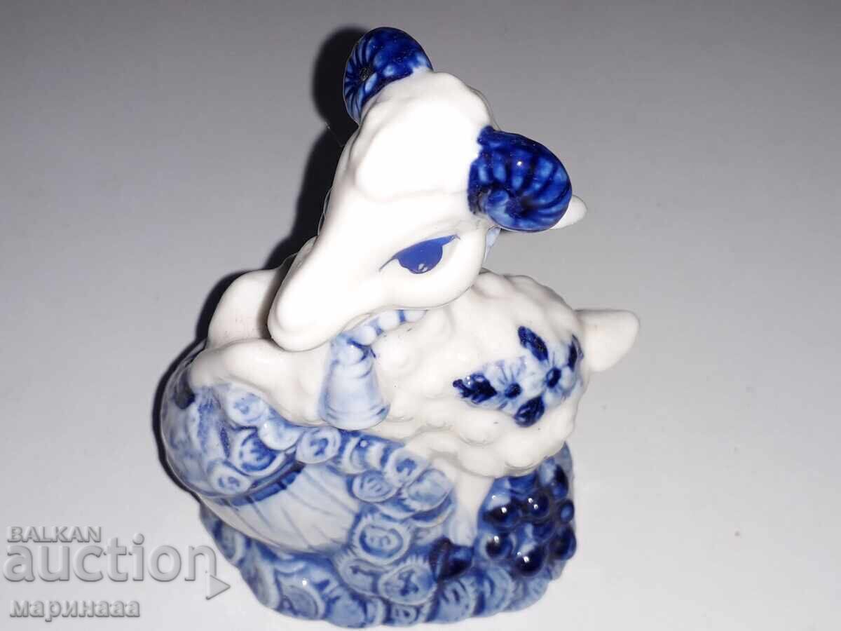 Delivery of FIGURINE-PIGGY BANK. PORCELAIN