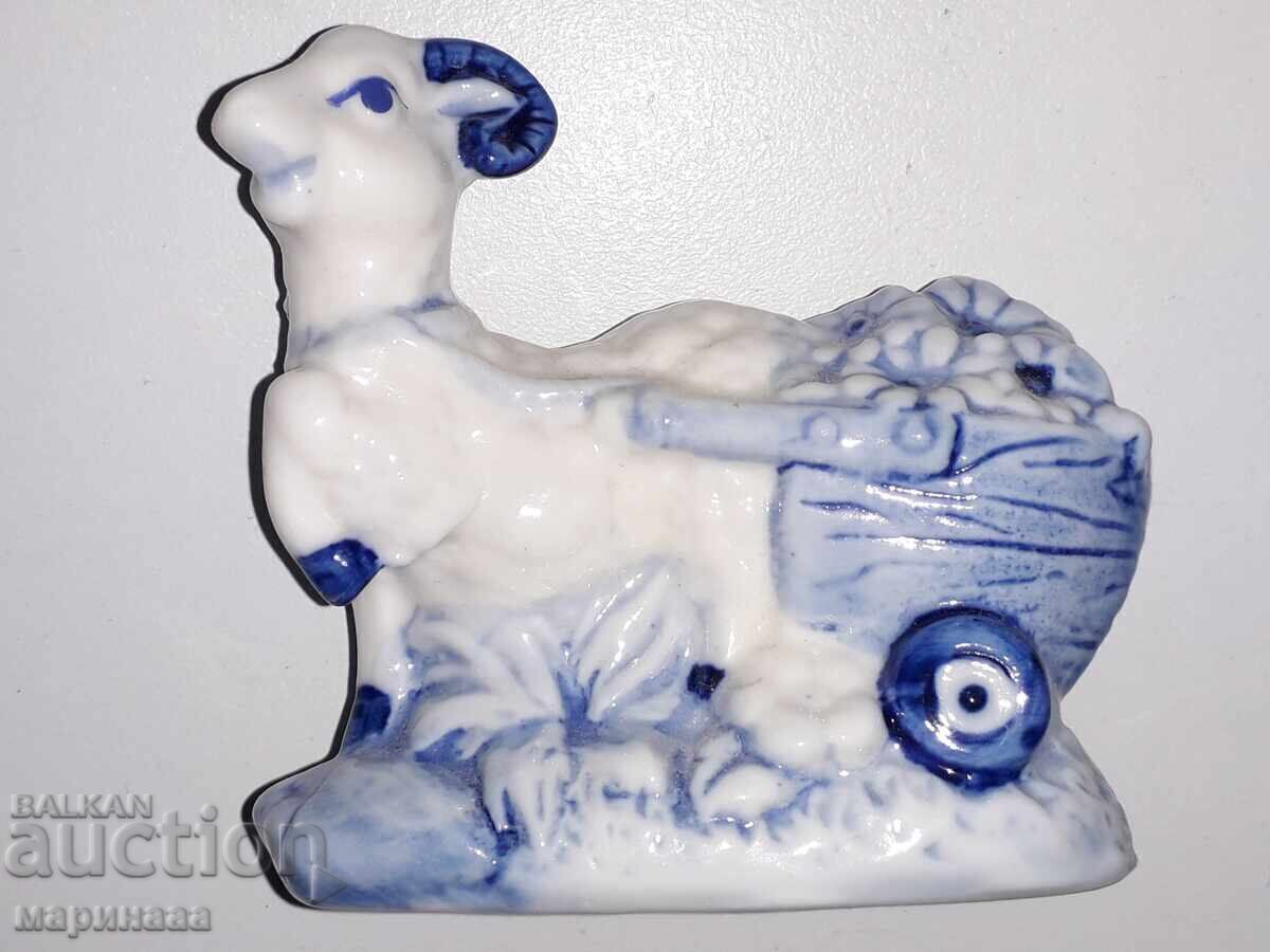 ФИГУРКА-КАСИЧКА. ПОРЦЕЛАН
