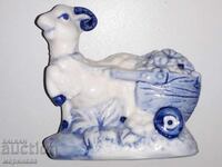 ФИГУРКА-КАСИЧКА. ПОРЦЕЛАН