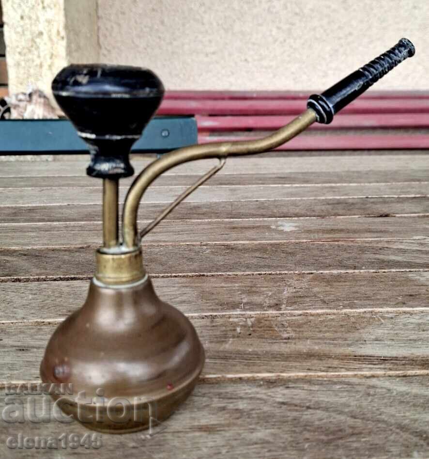 Narghilea cu preț 64.00 BGN | € 32.72