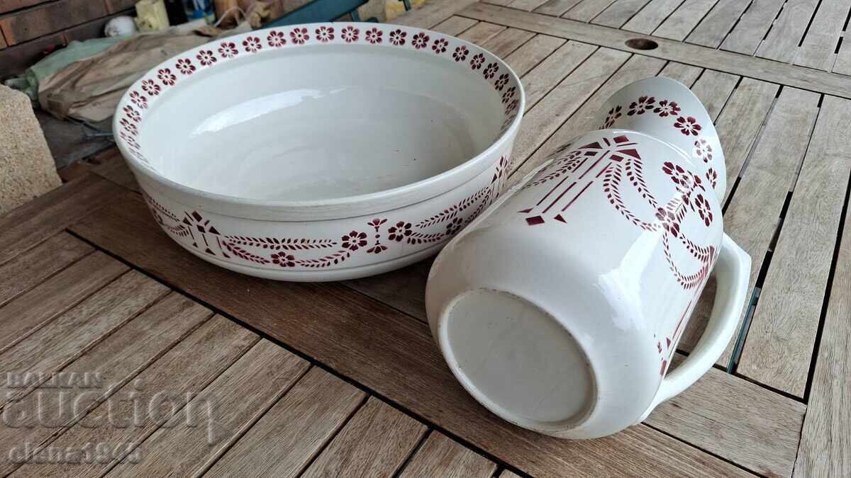 Auction  French bathroom set