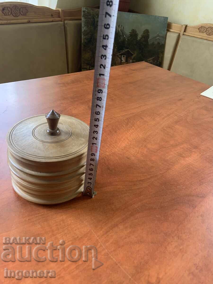 Cigarette Case and Lighter - Walnut Wood with price 27.00 BGN | € 13.80