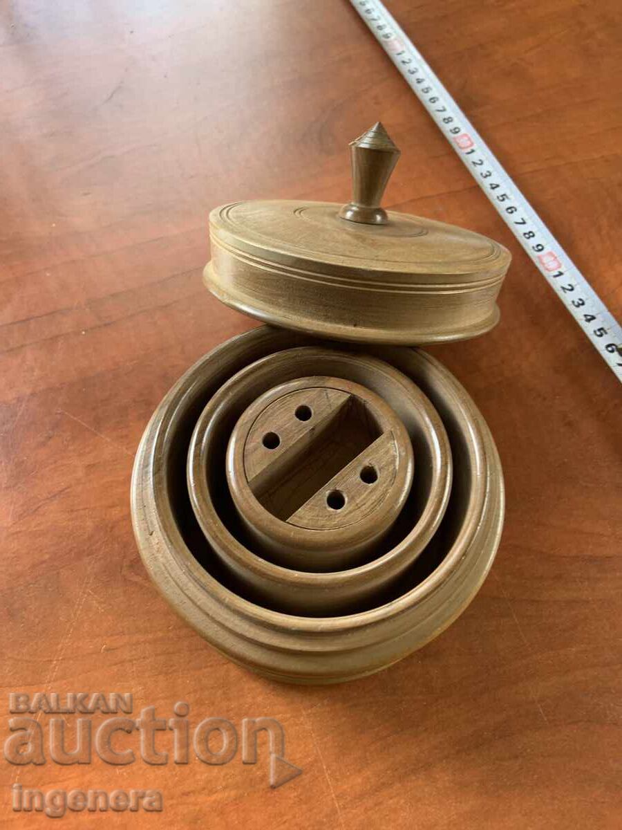 Delivery of Cigarette Case and Lighter - Walnut Wood