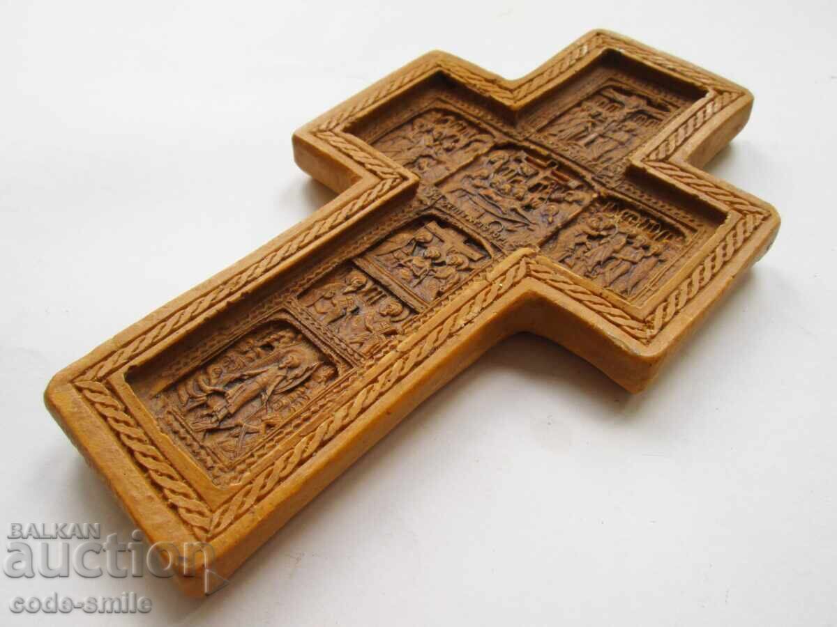 Large, old cross with religious scenes cast from wax - 6