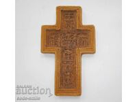 Cruce mare veche cu scene religioase turnată din ceară
