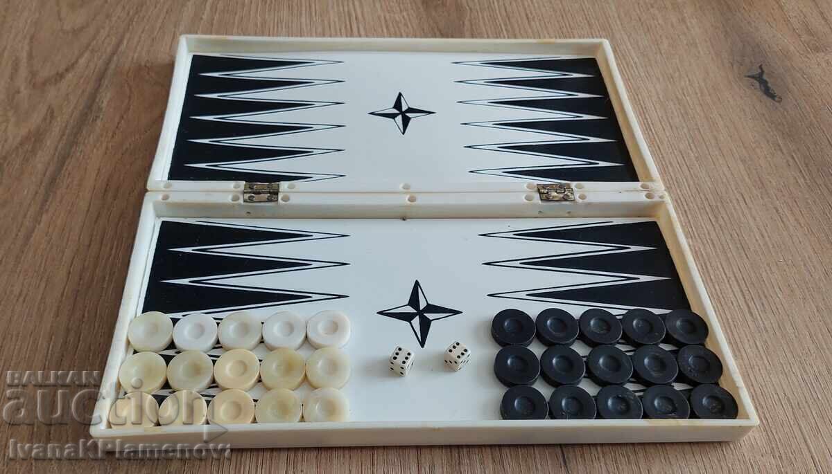 Socialist-era board for connoisseurs