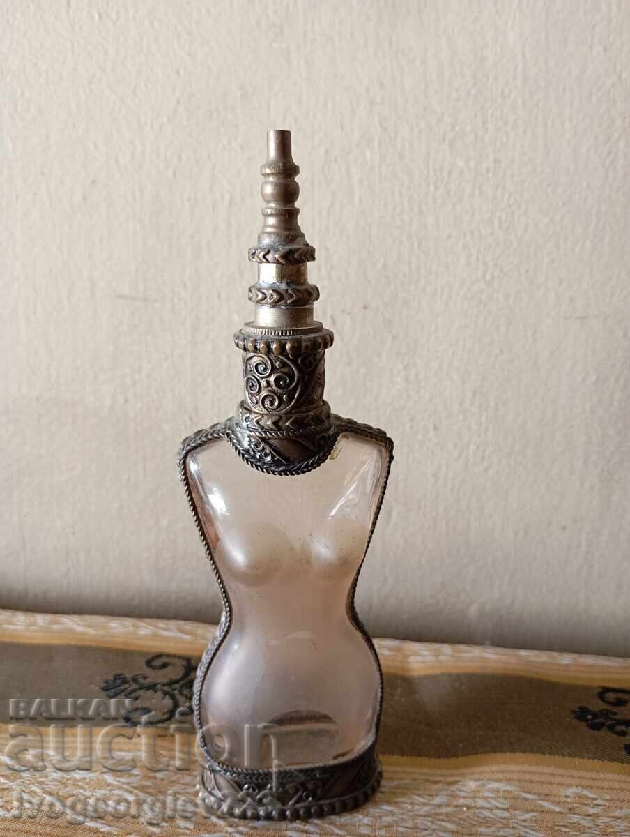 Παλιό μπουκάλι για άρωμα, κολόνια