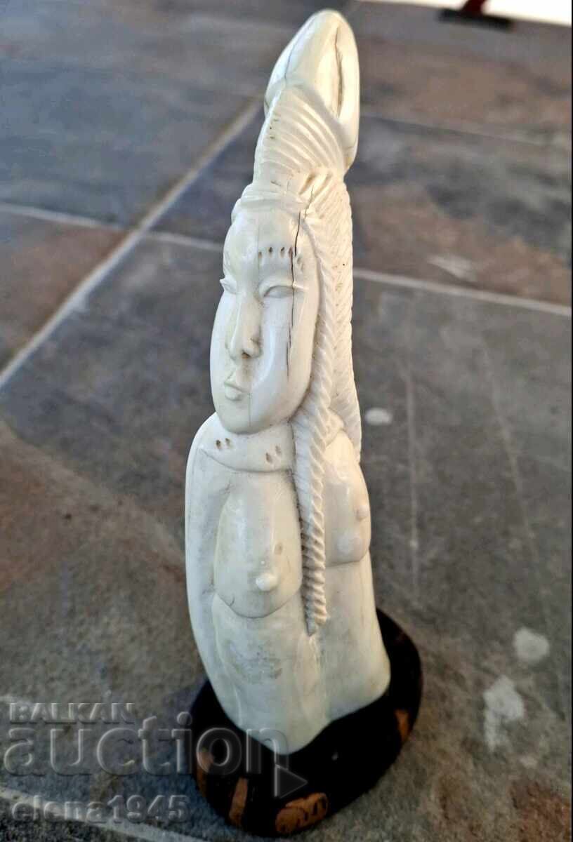 Ivory sculpture