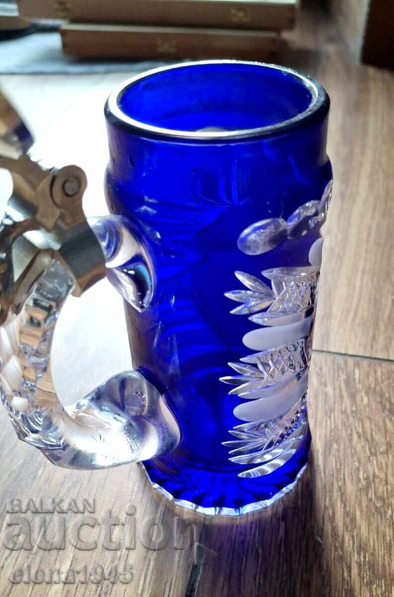 Halbă Limitată cu preț 200.00 BGN | € 102.26