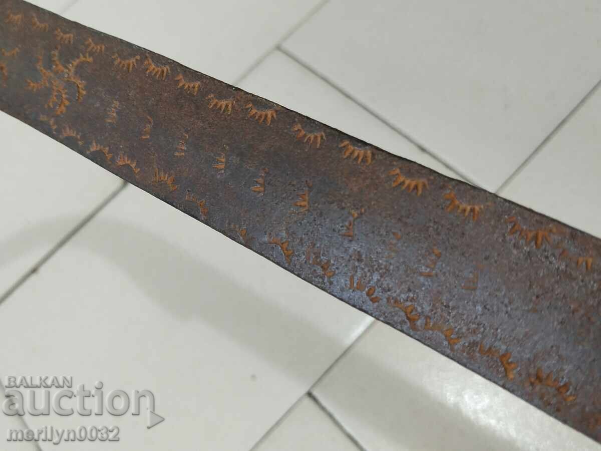 Auction Old blade, tool, hand-forged scythe, cleaver, machete Auction Old blade, tool, hand-forged scythe, cleaver, machete