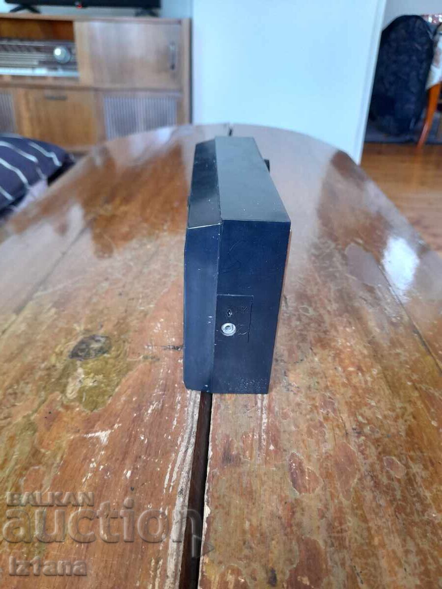 Δημοπρασία Παλιό ραδιόφωνο, ραδιοδέκτης Κβάρτς. Quartz 206