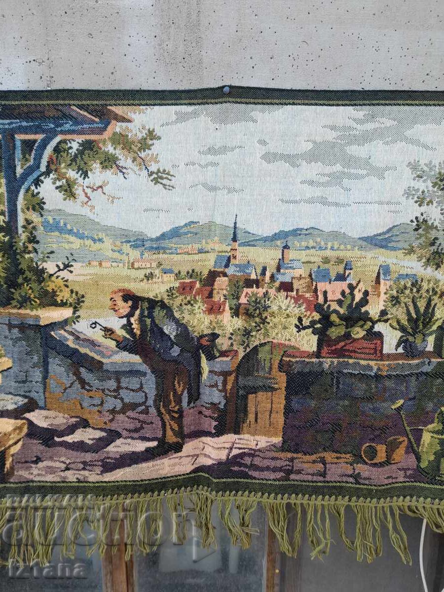 Παράδοση Μοκέτα αντίκα, επένδυση τοίχου Παράδοση Μοκέτα αντίκα, επένδυση τοίχου