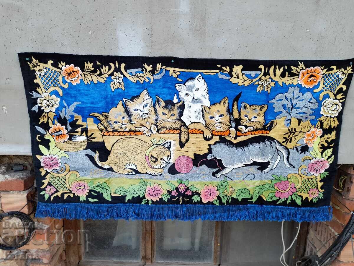 Μοκέτα αντίκα, επένδυση τοίχου με τιμή 100.00 BGN | € 51.13 Μοκέτα αντίκα, επένδυση τοίχου με τιμή 100.00 BGN | € 51.13