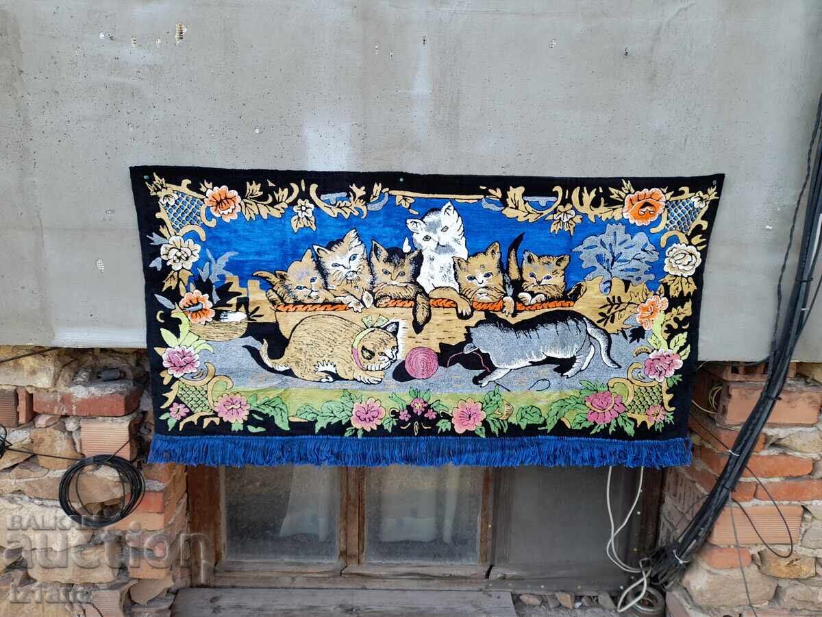 Μοκέτα αντίκα, επένδυση τοίχου Μοκέτα αντίκα, επένδυση τοίχου