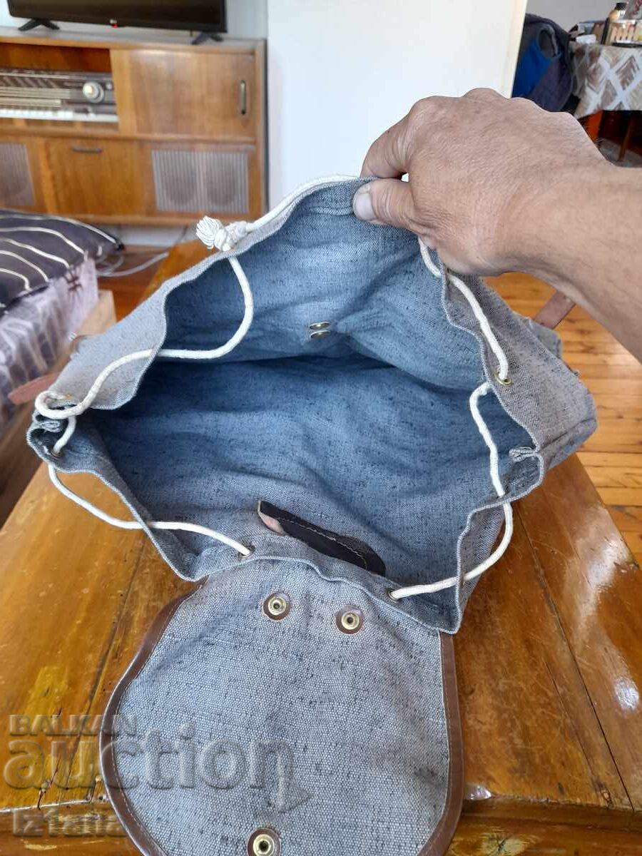 Old canvas backpack - 6