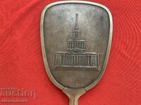 Veche oglindă sovietică masivă