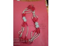 Старинно колие с естествени камъни