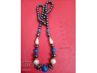 Αρχαίο κολιέ με αιματίτη και μαργαριτάρια