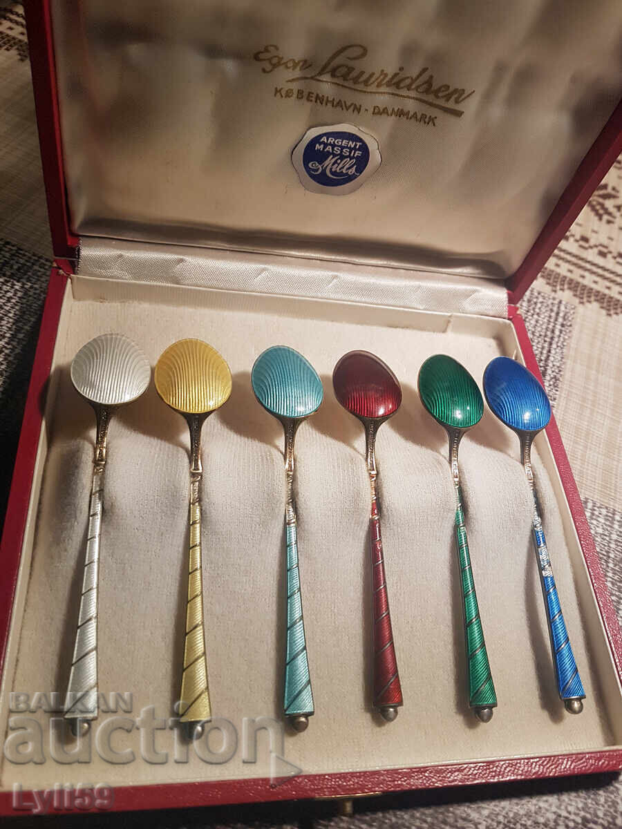 Παράδοση Komplekt από 6 ασημένια επιχρυσωμένα κουταλάκια καφέ