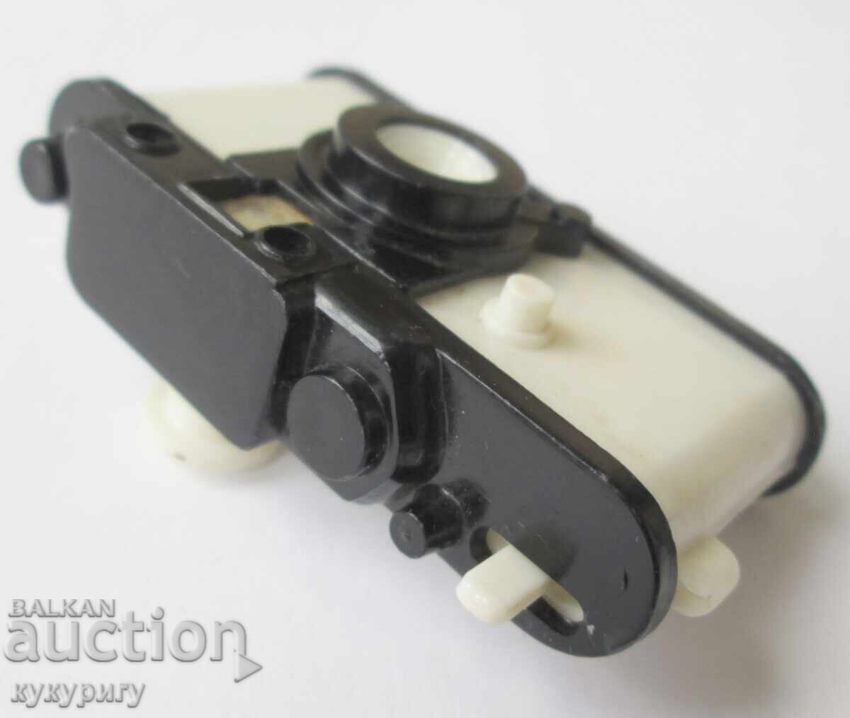 Stara igrachka za vyzrastni - fotoaparat sys snimki goli zheni - 5 Stara igrachka za vyzrastni - fotoaparat sys snimki goli zheni - 5