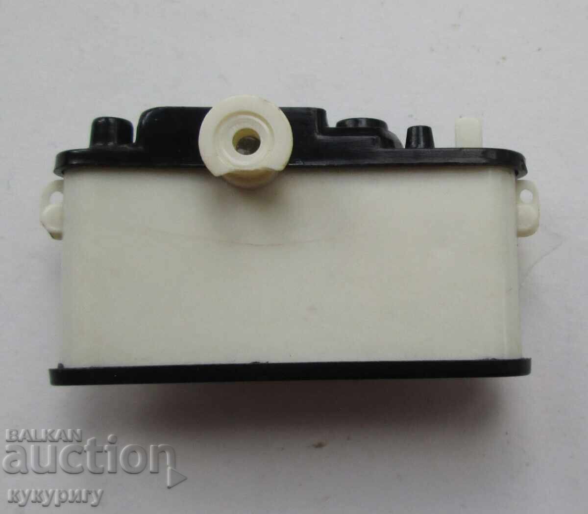 Stara igrachka za vyzrastni - fotoaparat sys snimki goli zheni - 6 Stara igrachka za vyzrastni - fotoaparat sys snimki goli zheni - 6