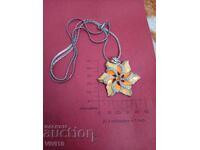 Старинно колие с емаил