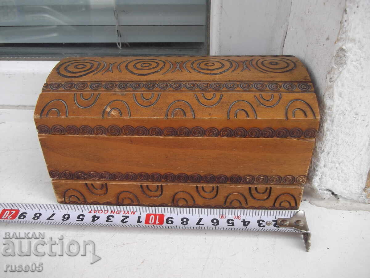 Πυρογραφημένο ξύλινο κουτί