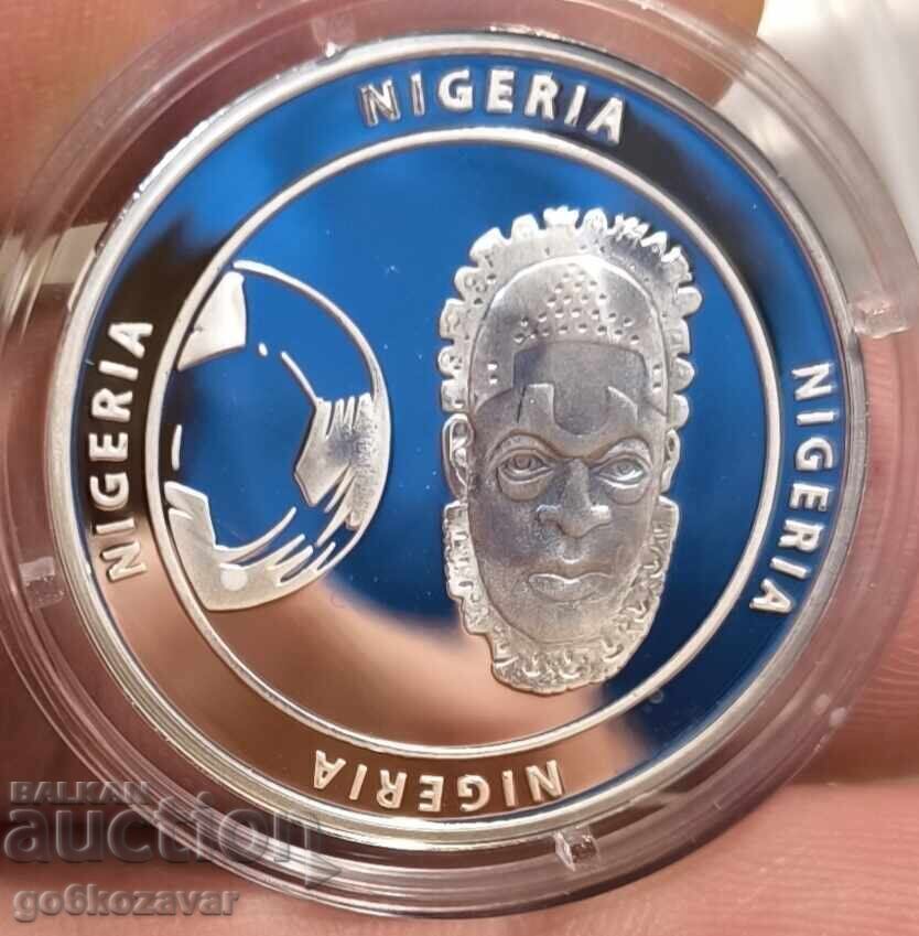 Монета Медал Световно По футбол 2014г Сребро !